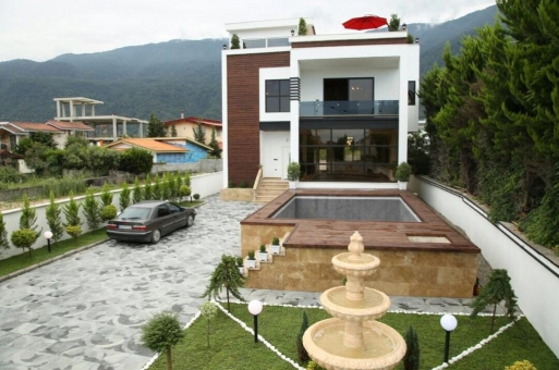 خرید ویلا جنگلی حیاطدار استخردار در نوشهر