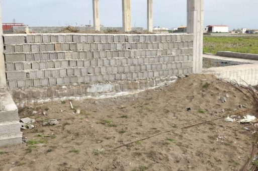 زمین و ویلا نیمه کاره در بابلسر