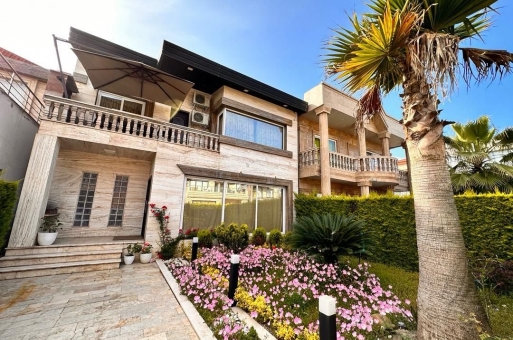 خرید ویلا شهرکی در سرخرود | ویلای دوبلکس ساحلی با استخر در شمال 1